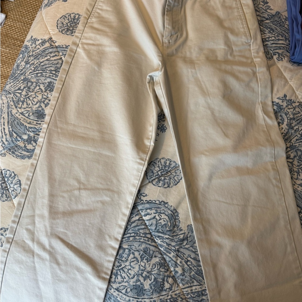 Vineyard Vines Khaki Pants